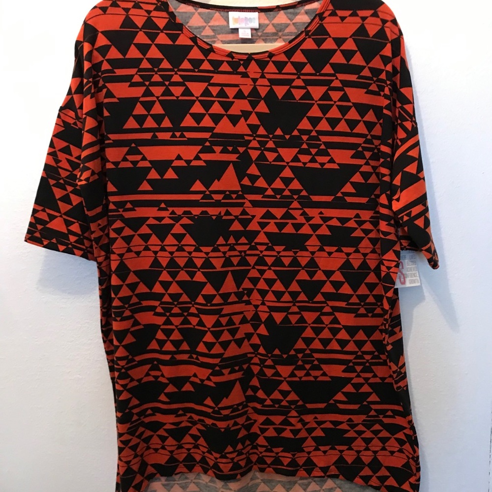 S LuLaRoe Irma top
